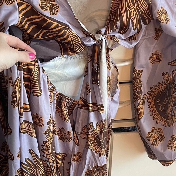 💜Sunday Up Boho Horse & Plant Lantern Sleeve Cut Out Dress in Lavender & Gold - Picture 10 of 11